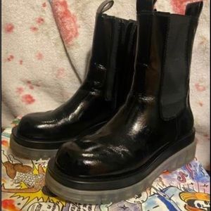 Patten boots black . 7.5 worn once .. jell bottom. Jeffery Campbell.. very cute